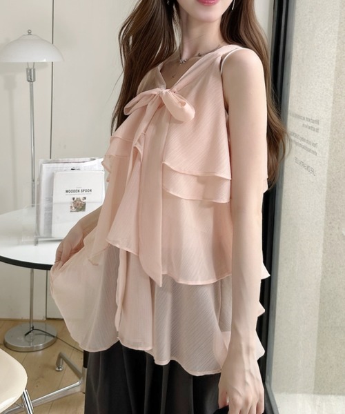 Ada.(エイダ)の「胸元リボン 3段 ティアード シフォン フリル ブラウス(シャツ/ブラウス・レディース・ピンク/パープル/アイボリー・FREE)」の11枚目の写真