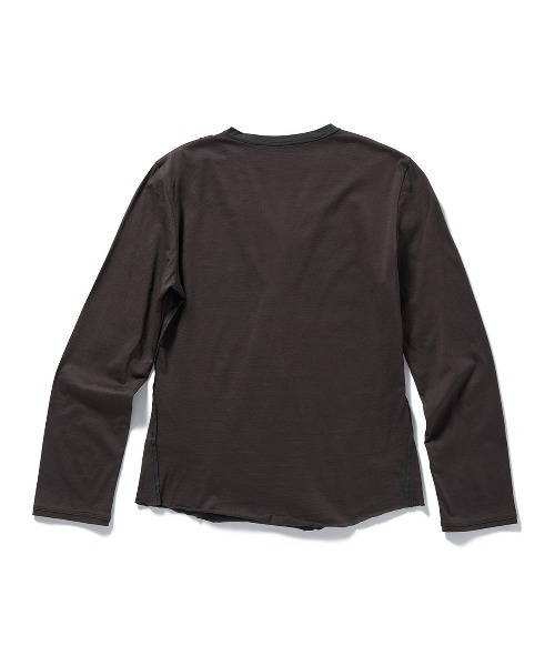 PERVERZE（パーバーズ）の「Layered Henley Long T-Shirts（Tシャツ/カットソー・レディース・ブラウン/ブラック・FREE）」の4枚目の写真