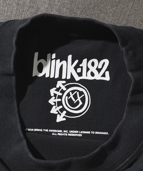 FREAK'S STORE(フリークスストア)の「【EXCLUSIVE】BLINK182 alien print Tee / ブリンク182 エイリアングラフィックプリント クルーネック Tシャツ(Tシャツ/カットソー・メンズ・ブラック・MEDIUM/LARGE/X-LARGE)」の6枚目の写真