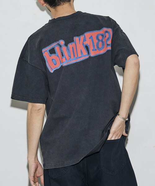 FREAK'S STORE(フリークスストア)の「【EXCLUSIVE】BLINK182 alien print Tee / ブリンク182 エイリアングラフィックプリント クルーネック Tシャツ(Tシャツ/カットソー・メンズ・ブラック・MEDIUM/LARGE/X-LARGE)」の15枚目の写真
