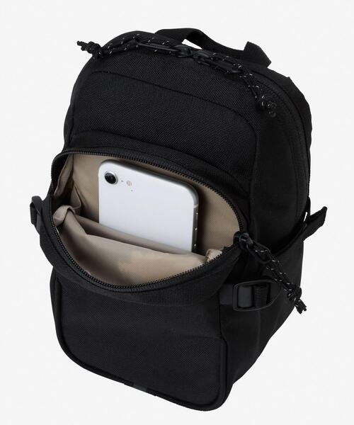 URBAN RESEARCH Sonny Label（アーバンリサーチサニーレーベル）の「THE NORTH FACE　BOULDER MINI SHOULDER（ショルダーバッグ・メンズ・アイボリー/ブラック・ONE）」の8枚目の写真