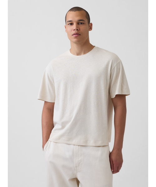 GAP(ギャップ)の「コットンリネン オーバーサイズ クロップドTシャツ(Tシャツ/カットソー・メンズ・ライトブルー/ブラック/ライトベージュ・XS/S/M/L/XL)」の3枚目の写真