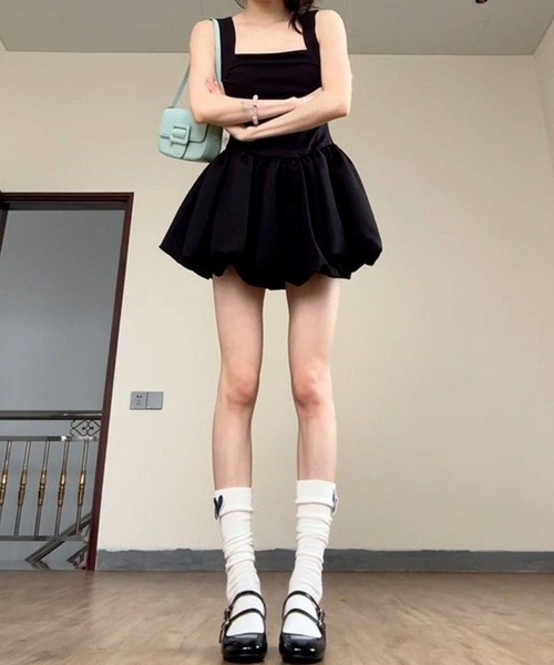 GLAMOROUS JANE(グラマラスジェーン)の「バルーンミニワンピース(ワンピース・レディース・ブラック・M/L)」の11枚目の写真