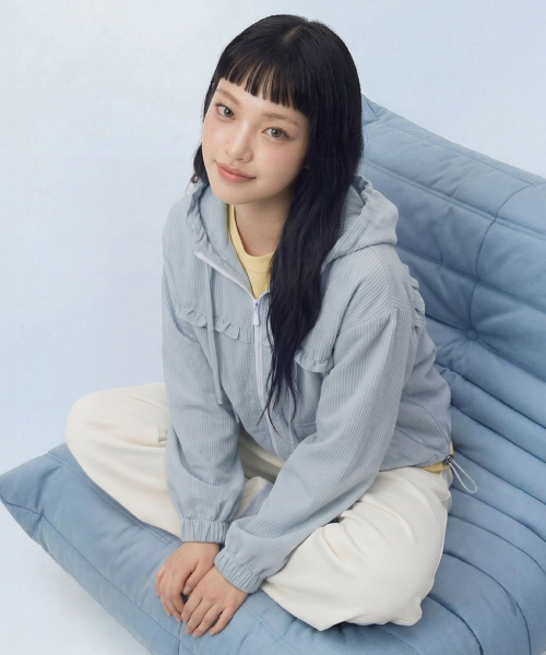 MASMARULEZ APPAREL（マスマルールズ アパレル）の「Check Frill Windbreaker Jacket_Sky Blue（ナイロンジャケット・レディース・スカイブルー・ONE SIZE）」の7枚目の写真