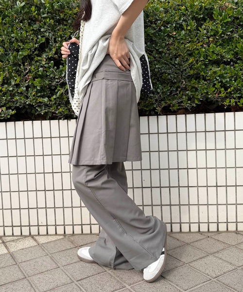 WC(ダブル シー)の「プリーツレイヤードフレアパンツ(その他パンツ・レディース・ブラック/グレー・FREE)」の13枚目の写真