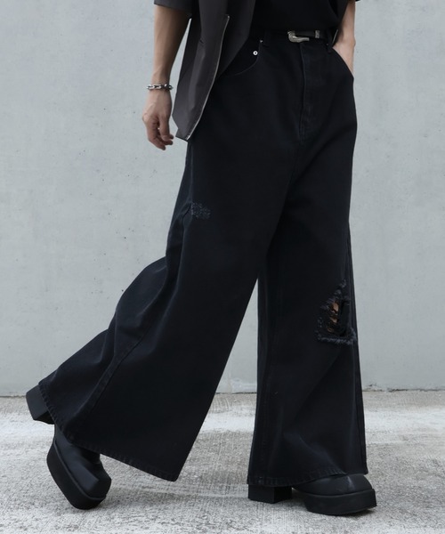 welise（ウェライズ）の「【welise/ウェライズ】13oz Dirty Damage Structural Wide Denim Pants/13oz ダーティーダメージ ストラクチャーワイドデニムパンツ（デニムパンツ・メンズ・ダークブラック/ブラック・L/M/S）」の6枚目の写真