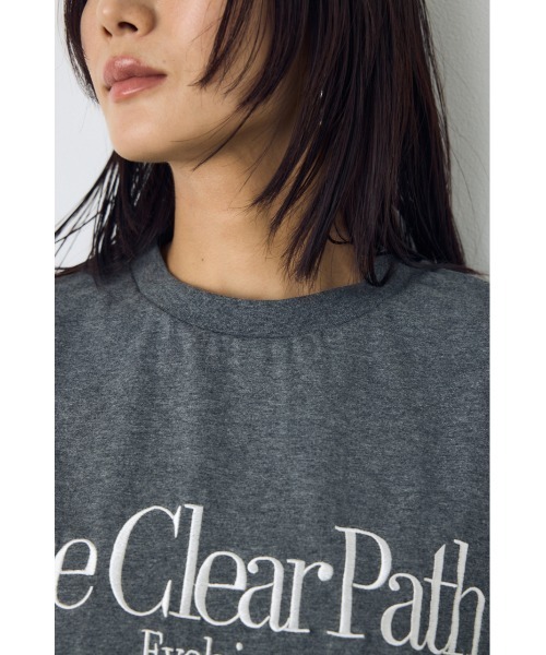 AZUL by moussy(アズールバイマウジー)の「刺繍ロゴTシャツ(Tシャツ/カットソー・レディース・ライトイエロー/ホワイト/グレー系その他4・SMALL/MEDIUM)」の20枚目の写真