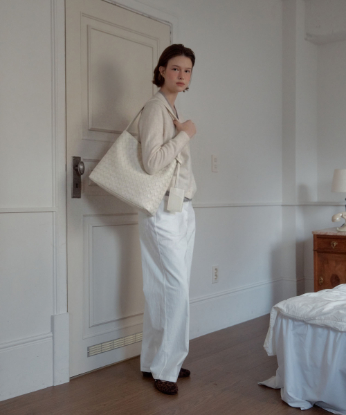 ANOETIC(アノエティック)の「ANC WEAVING MESH BAG_IVORY(ショルダーバッグ・レディース・アイボリー・FREE)」の2枚目の写真
