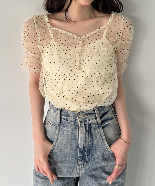 junoah(ジュノア)の「シアードットトップス(キャミセット)(Tシャツ/カットソー・レディース・ブラック/アイボリー・LARGE/MEDIUM/SMALL)」の1枚目の写真