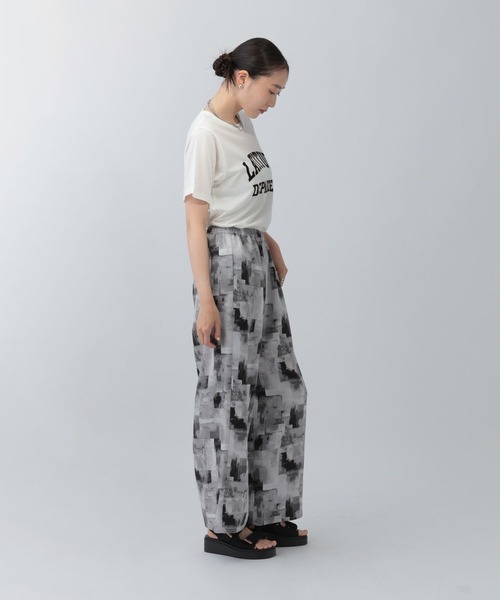 LEPSIM(レプシィム)の「布帛柄パンツ 740392(その他パンツ・レディース・ブルー/ブラック・FREE)」の19枚目の写真