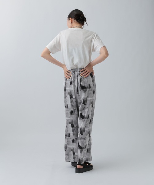 LEPSIM(レプシィム)の「布帛柄パンツ 740392(その他パンツ・レディース・ブルー/ブラック・FREE)」の18枚目の写真