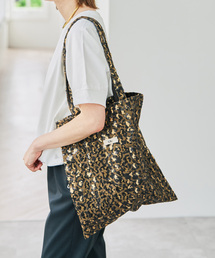 Uhr（ウーア）の「Uhr / ウーア Sequin Leopard Tote（トートバッグ）」