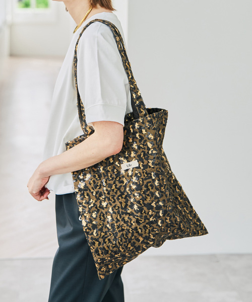 Spick & Span(スピックアンドスパン)の「Uhr / ウーア Sequin Leopard Tote(トートバッグ・レディース・ブラウン・FREE)」の1枚目の写真