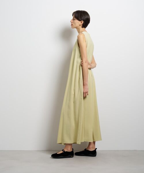 LANVIN en Bleu(ランバンオンブルー)の「フィブリルレーヨンフレアワンピース(ワンピース・レディース・ブラウン/ベージュ/チャコールグレー・38/36)」の5枚目の写真
