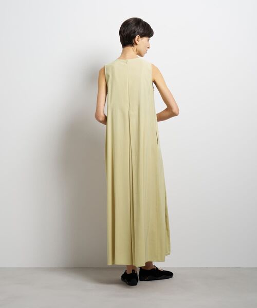 LANVIN en Bleu(ランバンオンブルー)の「フィブリルレーヨンフレアワンピース(ワンピース・レディース・ブラウン/ベージュ/チャコールグレー・38/36)」の6枚目の写真