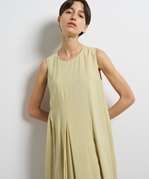 LANVIN en Bleu(ランバンオンブルー)の「フィブリルレーヨンフレアワンピース(ワンピース・レディース・ブラウン/ベージュ/チャコールグレー・38/36)」の7枚目の写真
