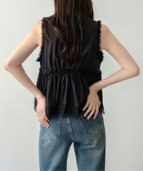 on:nue（オンニュ）の「【on:nue】[着用動画あり！] Vネックペプラム レースブラウス（シャツ/ブラウス・レディース・ブラック/ホワイト・FREE）」の14枚目の写真