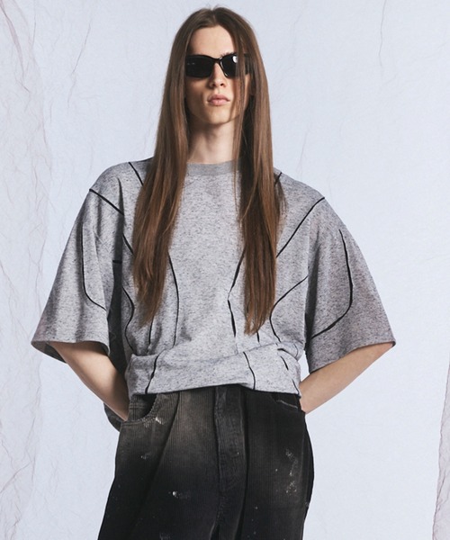 MAISON SPECIAL(メゾンスペシャル)の「《UNISEX》Slab Mix Jersey Prime-Over TSUGIHAGI T-shirt/スラブミックスジャージープライムオーバーツギハギTシャツ【MAISON SPECIAL/メゾンスペシャル】(Tシャツ/カットソー・メンズ・ブラック/バーガンディー/グレー・2/1/0)」の2枚目の写真