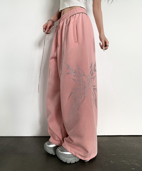 VEILA(ヴェイラ)の「ビジューバタフライ柄ワイドパンツ(その他パンツ・レディース・ピンク/ブラック・S/M/L)」の16枚目の写真