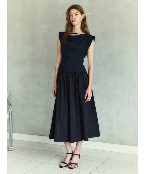 LETQSTUDIO(レチケットスタジオ)の「ドレープストラップブラウス、ブラック(シャツ/ブラウス・レディース・その他・SMALL/MEDIUM)」の2枚目の写真
