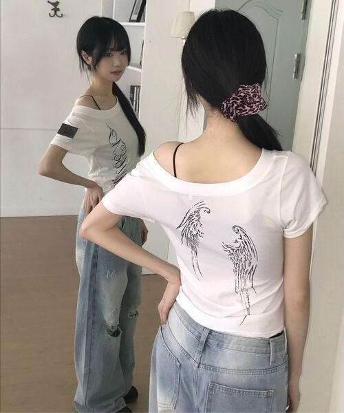MUCENT(ムセント)の「エーテルエンジェルウィングスワンショルダー半袖Tシャツ(2カラー)(Tシャツ/カットソー・レディース・ホワイト/ブラック・FREE)」の19枚目の写真