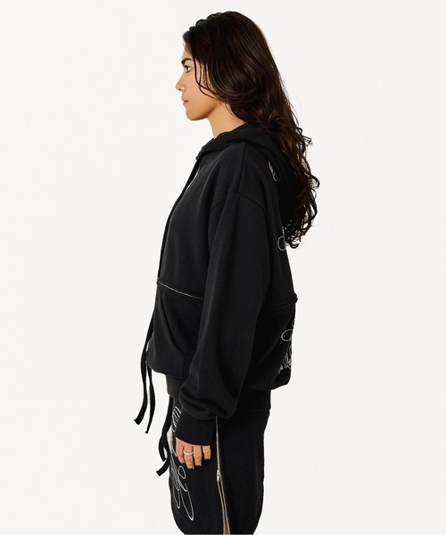 BEEDEN（ビーデン）の「PRINT OVER ZIP HOODIE（パーカー・レディース・ホワイト/ブラック・FREE）」の15枚目の写真