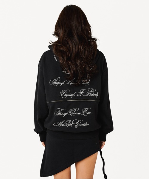 BEEDEN（ビーデン）の「PRINT OVER ZIP HOODIE（パーカー・レディース・ホワイト/ブラック・FREE）」の16枚目の写真