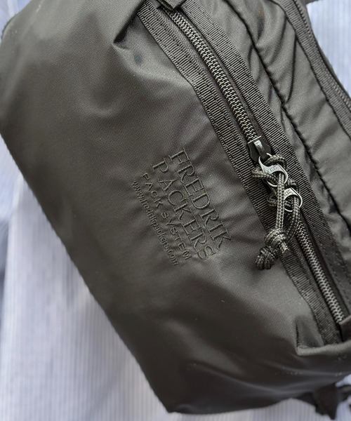 FREDRIK PACKERS(フレドリックパッカーズ)の「【FREDRIK PACKERS】≪MAISON CLUB別注≫210D KNOTTING HIP PACK(ボディバッグ/ウエストポーチ・メンズ・ブラック系その他3/ブラック系1/ブラック系その他2・FREE)」の18枚目の写真