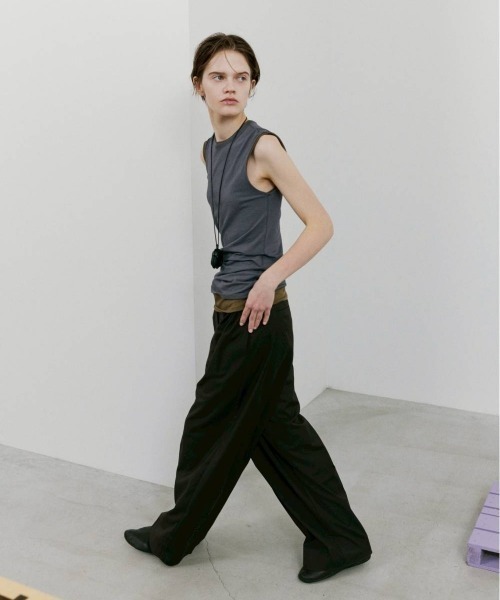 TODAYFUL(トゥデイフル)の「TODAYFUL Smooth Tanktop Tunic(Tシャツ/カットソー・レディース・ブラウン/ブルー/ブラック・FREE)」の13枚目の写真