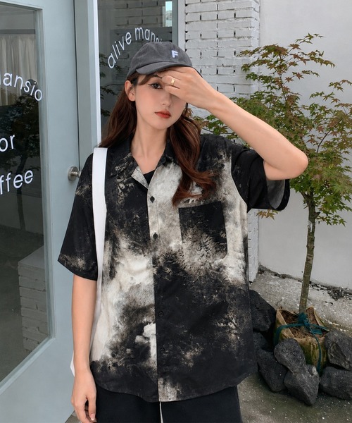 CANVAS+(キャンバスプラス)の「【CANVAS+】ニュアンス柄半袖ルーズシャツ(シャツ/ブラウス・レディース・ブラック系・M)」の1枚目の写真