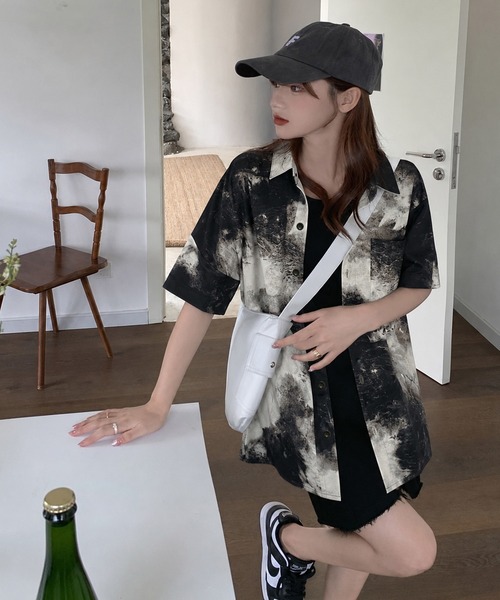 CANVAS+(キャンバスプラス)の「【CANVAS+】ニュアンス柄半袖ルーズシャツ(シャツ/ブラウス・レディース・ブラック系・M)」の4枚目の写真