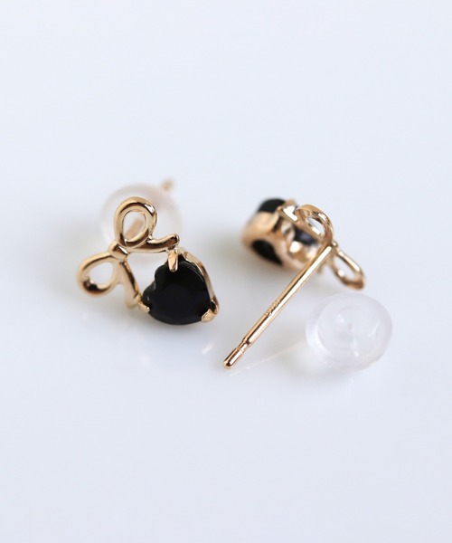オニキス ゴールド リボン ピアス | K10YG 〈Web限定〉（ピアス（両耳
