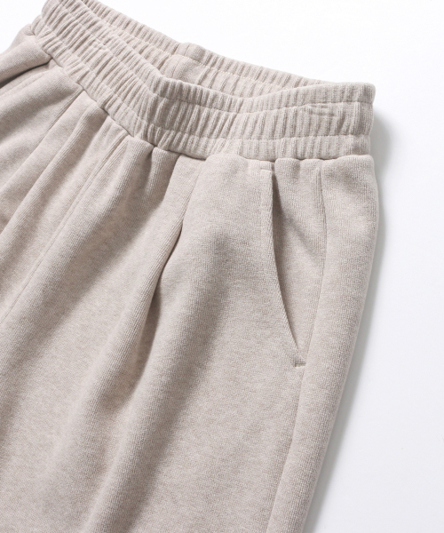ADHOC(アドホック)の「男性 起毛 ワンタック ワイドパンツ (LT-BEIGE) (HBALP49)(その他パンツ・メンズ・その他・71/81)」の4枚目の写真