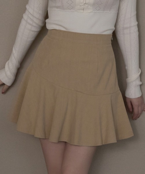 M DOLLY(エムドリー)の「Corduroy winnie mini skirt / コーデュロイウィニーミニスカート(スカート・レディース・ベージュ/ブラウン/ブラック・FREE)」の3枚目の写真