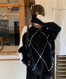 クルーネックニットセーター