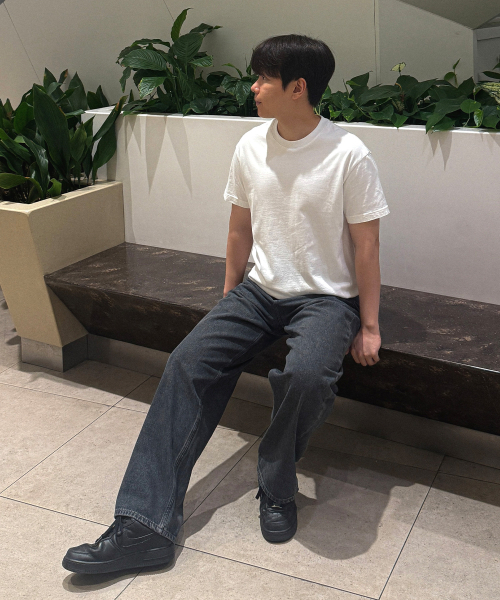MINDBRIDGE(マインドブリッジ)の「エクストラワイド ウォッシュド ダークインディゴ デニムパンツ_DI(デニムパンツ・メンズ・ダークインディゴブルー・29/30/32/34/36)」の6枚目の写真