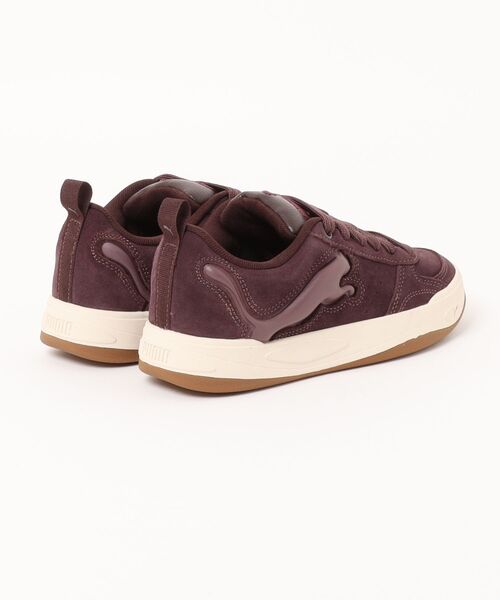 PUMA(プーマ)の「PUMA プーマ PARK LIFESTYLE 2 CAT SD レディーススニーカー(パークライフスタイル2キャットスエード) 408244 03 チョコレートフォンデュ/リッチココア(スニーカー・レディース・チョコ・22.5cm/23.5cm/24.5cm/23.0cm/24.0cm/25.0cm)」の2枚目の写真