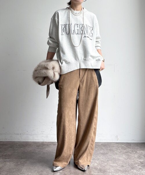 DouDou(ドゥドゥ)の「【WEB限定】 FULGENCE裏毛ロゴ刺繍プルオーバー(Tシャツ/カットソー・レディース・ダークグレー/オフホワイト/グレー・FREE)」の17枚目の写真