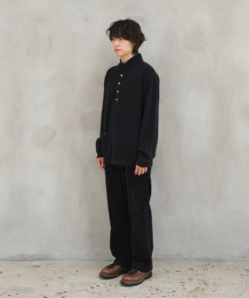 HORLISUN(ホーリーサン)の「Phoebe High Neck Button Knit Dark Charcoal(ニット/セーター・メンズ・その他・MEDIUM/LARGE)」の7枚目の写真