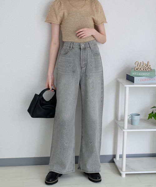 Rejoule(リジュール)の「ハート刺繍×ラインストーン ワイドデニムパンツ(デニムパンツ・レディース・ブルー/グレー・S/M)」の7枚目の写真