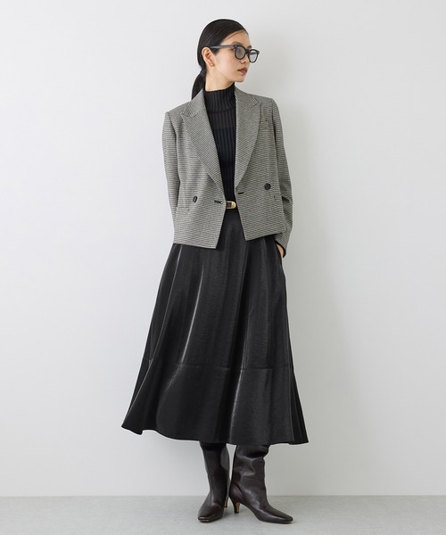 ROPE'(ロペ)の「【J'aDoRe・一部店舗限定サイズ】リュクスサテンフレアスカート/イージーケア(スカート・レディース・キャメル/ブラック/キナリ・36/38)」の9枚目の写真