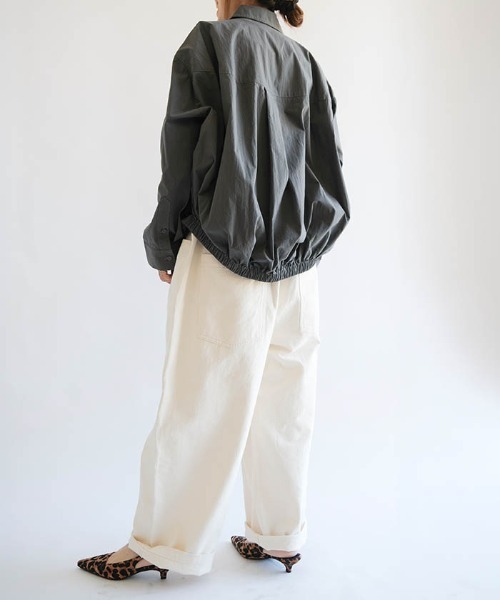 aquagarage(アクアガレージ)の「バックコクーンシャツブルゾン(その他アウター・レディース・チャコール/アイボリー・L/M)」の11枚目の写真