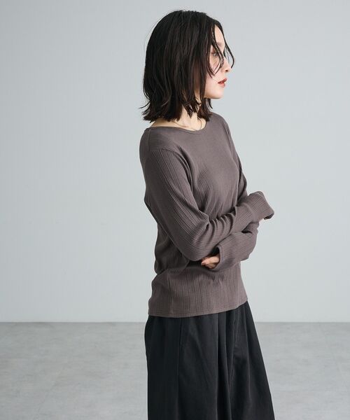 Green Parks(グリーンパークス)の「クルーネックリブ長袖プルオーバー(Tシャツ/カットソー・レディース・ブラック/ホワイト系その他2/チャコールグレー・FREE)」の8枚目の写真