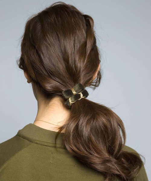 PLAIN CLOTHING（プレーンクロージング）の「フェイクファーWヘアゴム【PLAIN CLOTHING】（ヘアゴム・レディース・ネイビー/カーキ/ピンク/ブラウン/ブラック・FREE）」の10枚目の写真