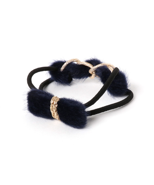 PLAIN CLOTHING（プレーンクロージング）の「フェイクファーWヘアゴム【PLAIN CLOTHING】（ヘアゴム・レディース・ネイビー/カーキ/ピンク/ブラウン/ブラック・FREE）」の6枚目の写真