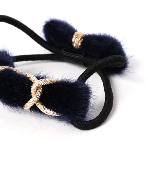 PLAIN CLOTHING（プレーンクロージング）の「フェイクファーWヘアゴム【PLAIN CLOTHING】（ヘアゴム・レディース・ネイビー/カーキ/ピンク/ブラウン/ブラック・FREE）」の7枚目の写真