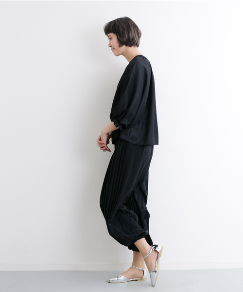 merlot plus(メルロープリュス)の「プリーツパンツ5809(その他パンツ・レディース・ブルー/ブラック/アイボリー・FREE)」の12枚目の写真