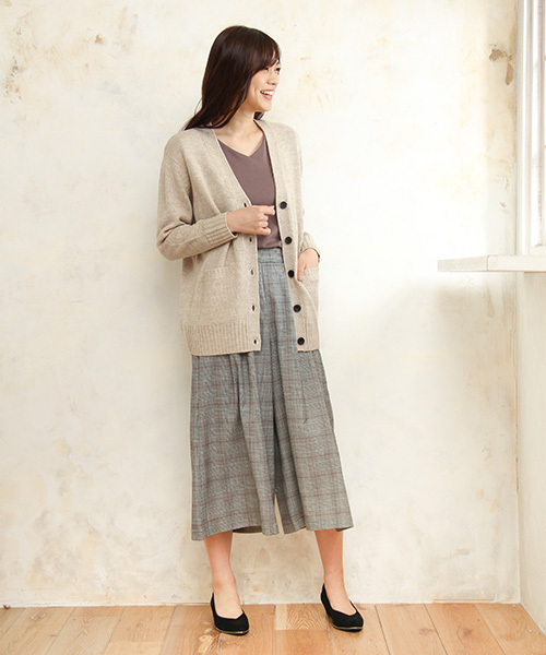 Honeys（ハニーズ）の「【お家で洗える】Ｖネックカーディガン（カーディガン/ボレロ・レディース・ブラック/ベージュ/ネイビー/チャコール/杢グレー・L/LL/M/S）」の15枚目の写真