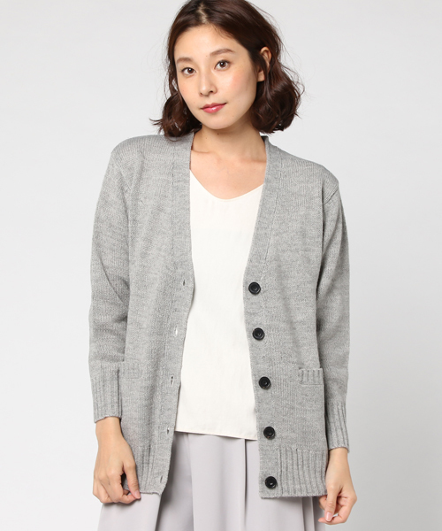 Honeys（ハニーズ）の「【お家で洗える】Ｖネックカーディガン（カーディガン/ボレロ・レディース・ブラック/ベージュ/ネイビー/チャコール/杢グレー・L/LL/M/S）」の2枚目の写真