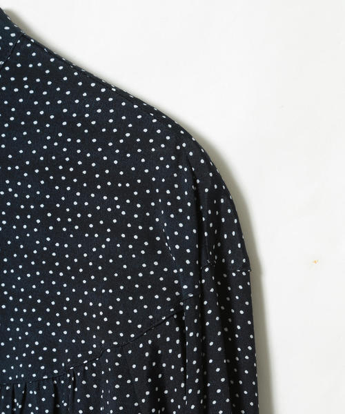 coen（コーエン）の「ドットギャザーブラウス（シャツ/ブラウス・レディース・オフホワイト/ネイビー・FREE）」の9枚目の写真